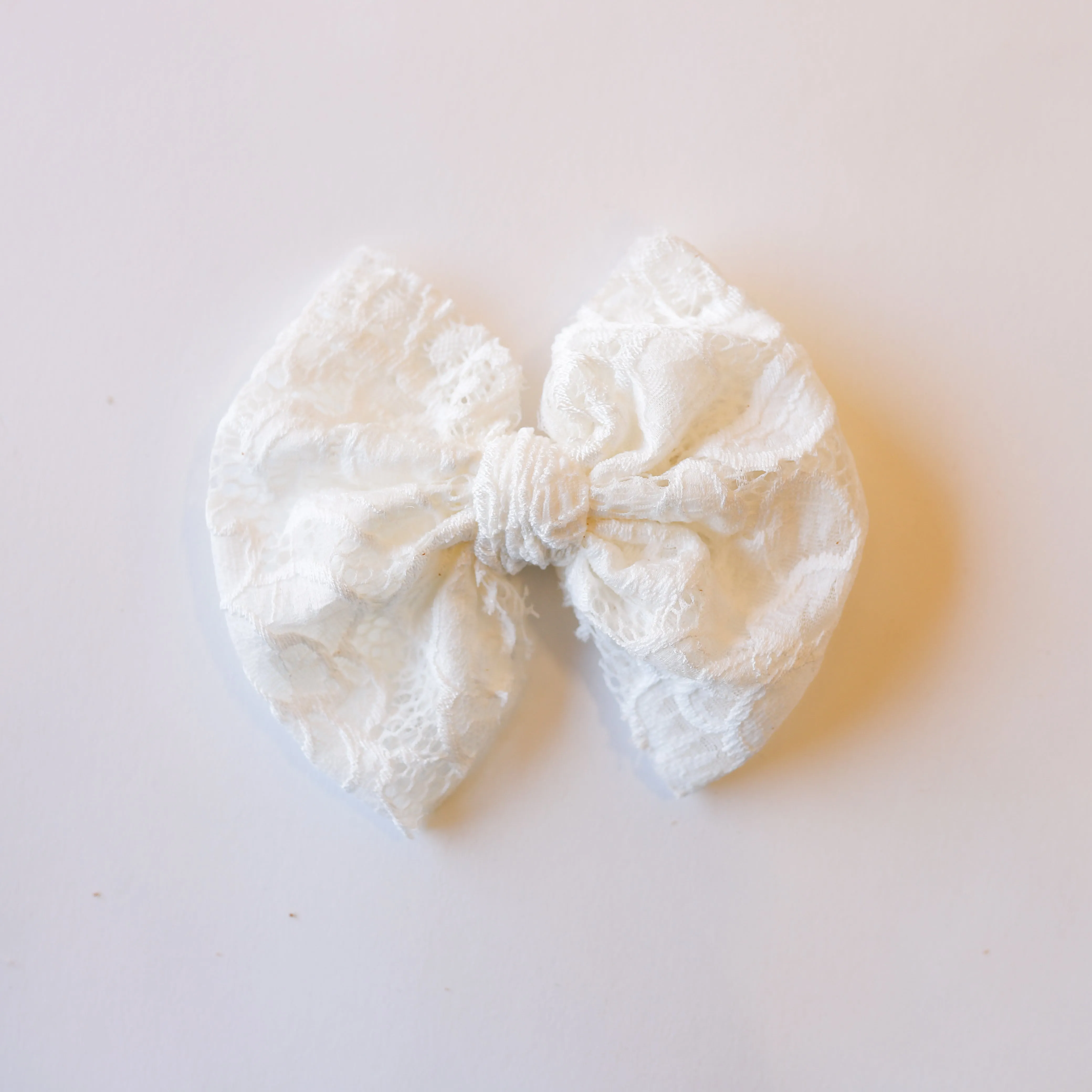 Beige Lace Big   Skinny Bow