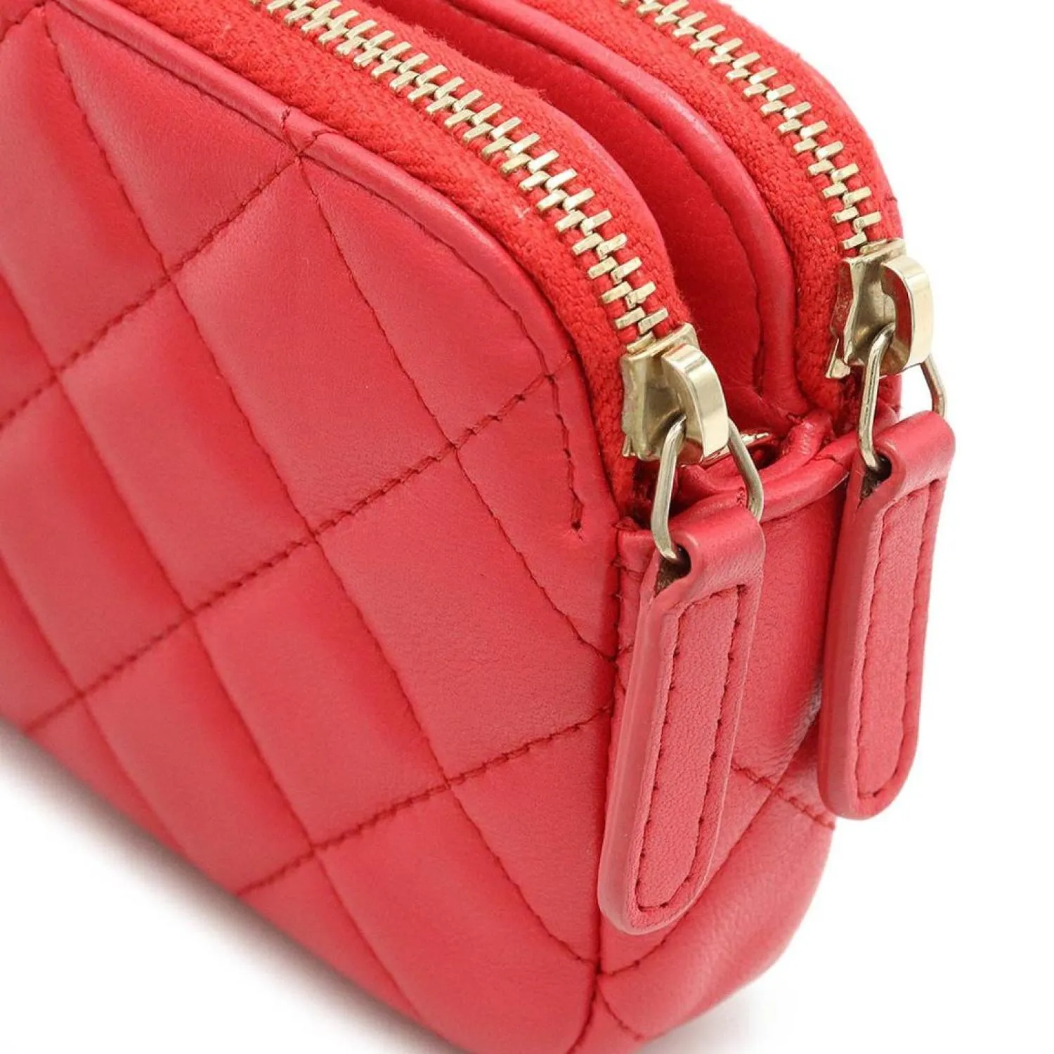Chanel -  Leather Clutch Bag (Pre-Owned)