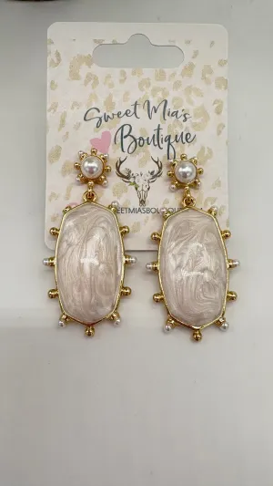 Easter Pearls Frame Earrings