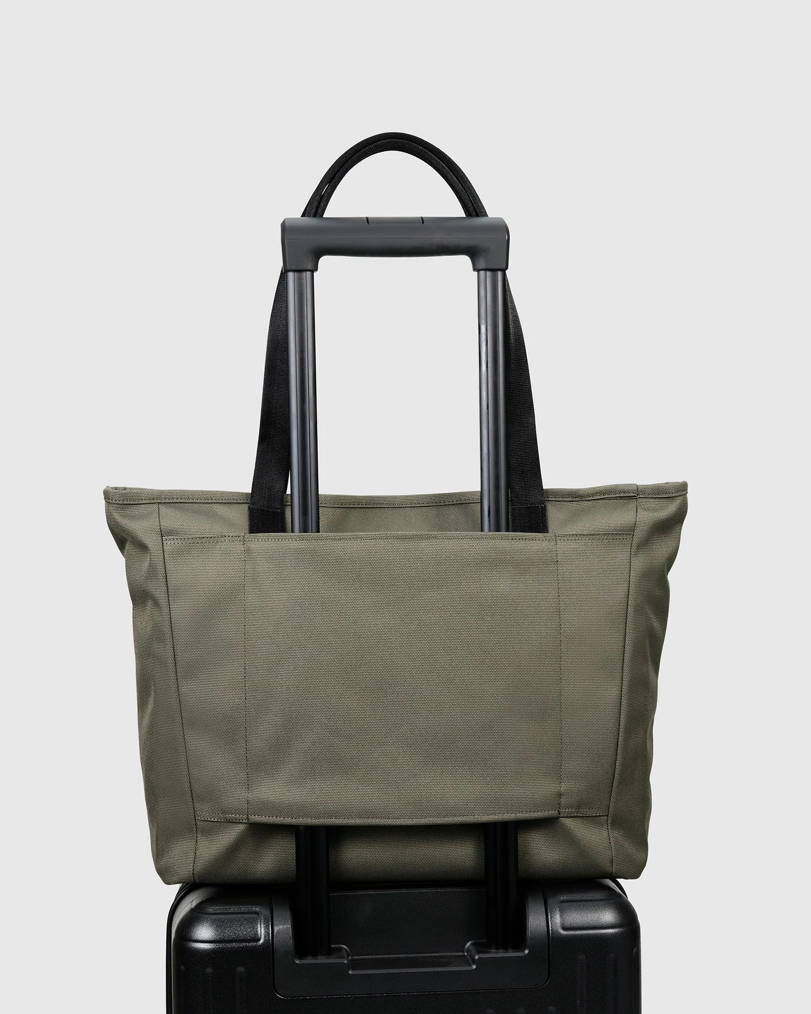 Essential Metro Work Tote Bag - Olivine Green