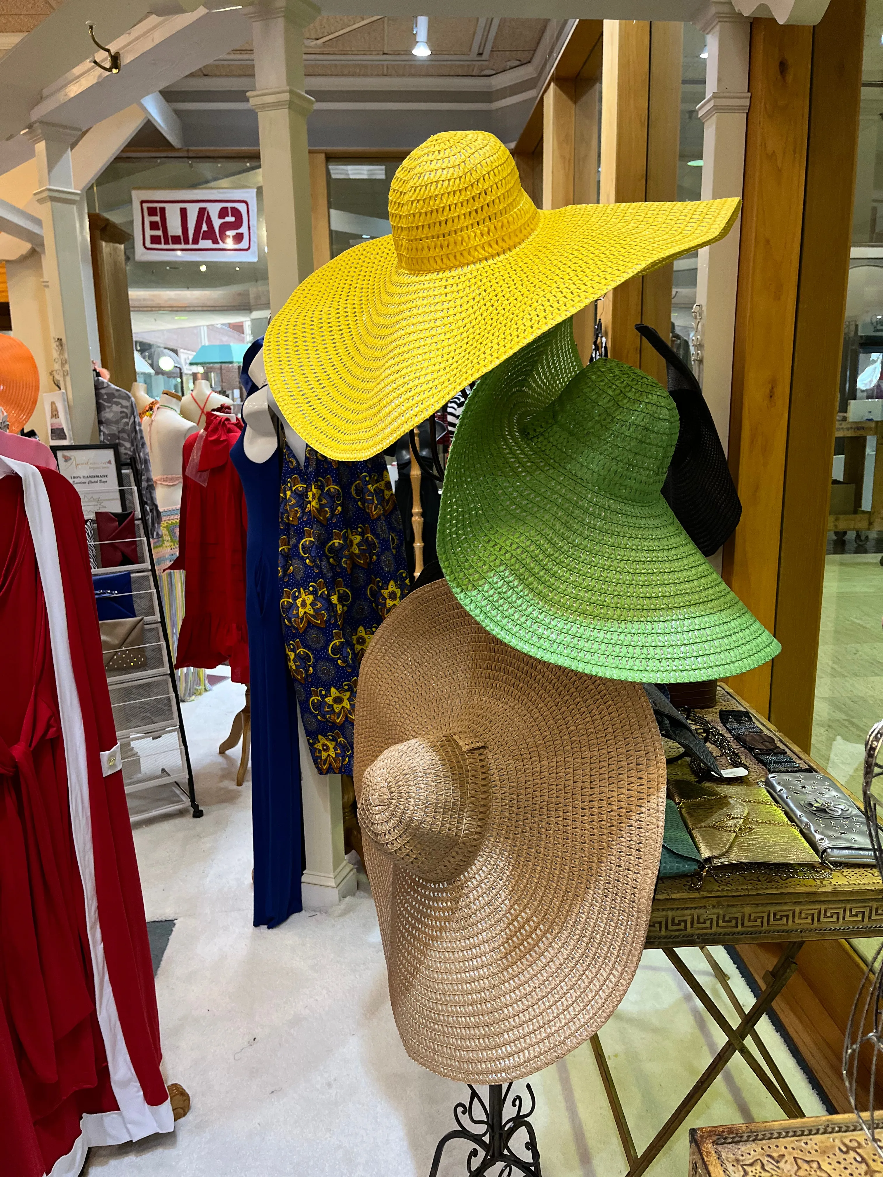 Extra Wide Brim Sun Hats