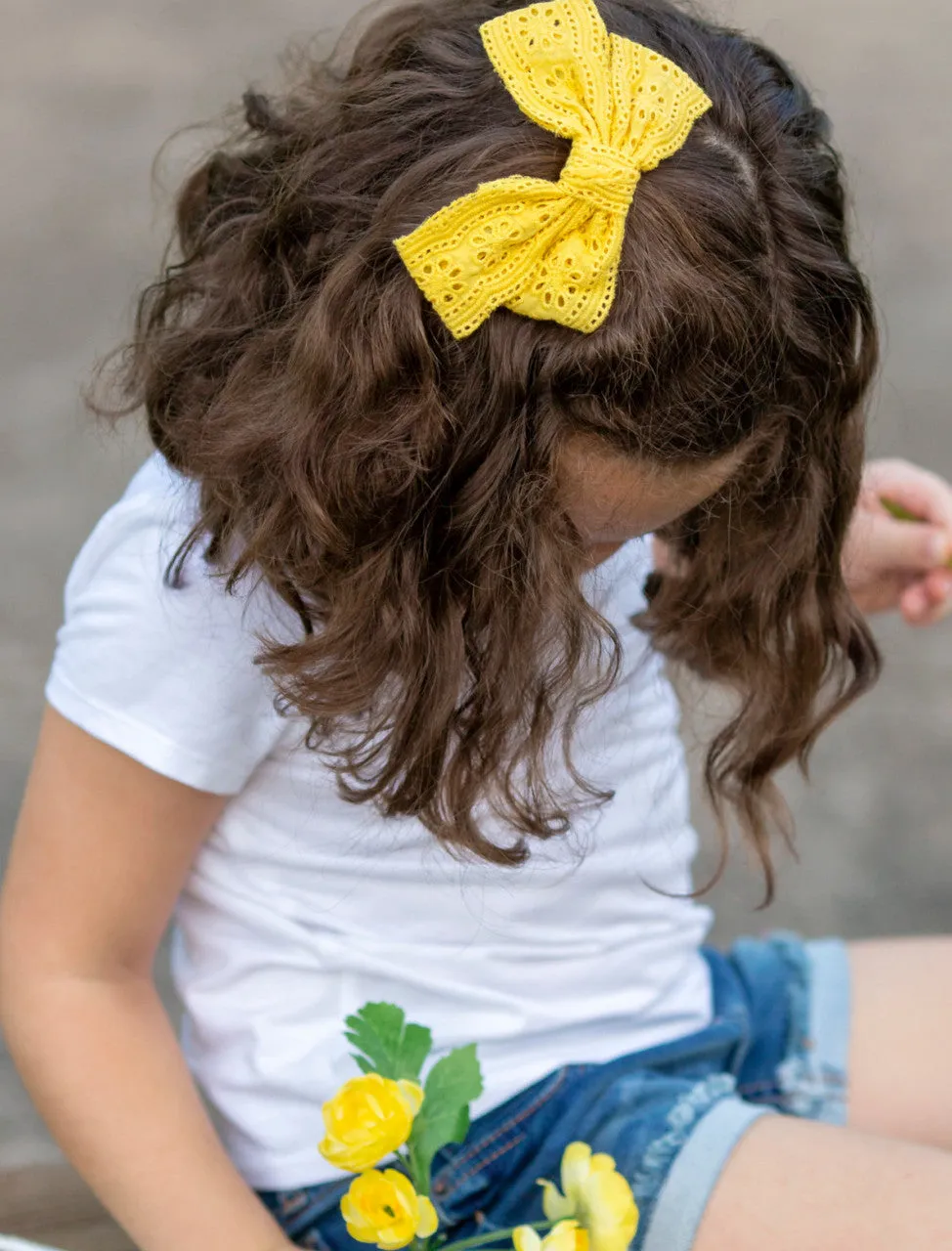 Eyelet Lace Bow Clippies