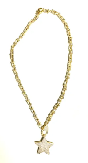 Interlocking Links Star Necklace