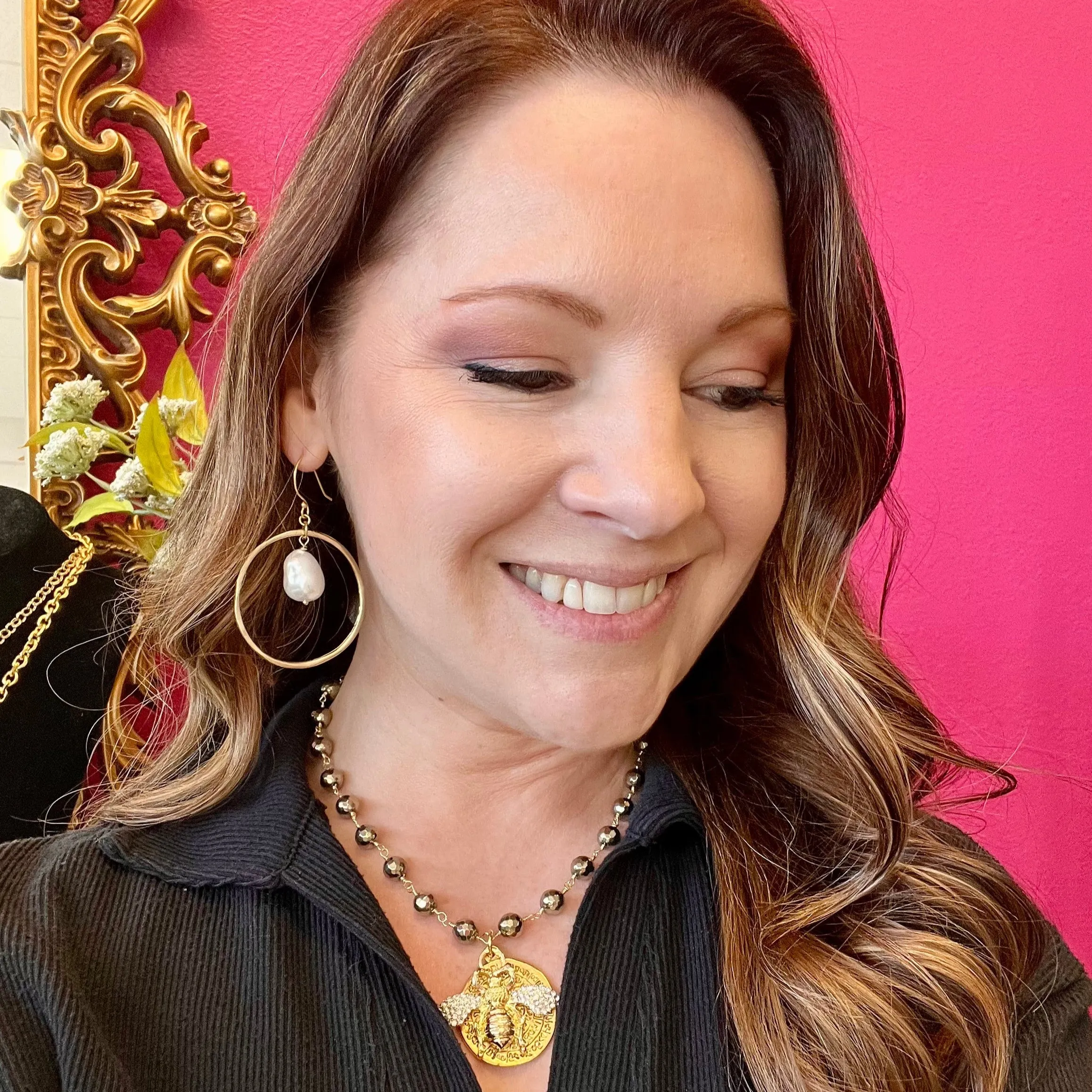 LNL Mother of Pearl Gold Circle Earring