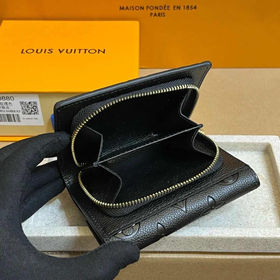 LV Métis Compact Wallet