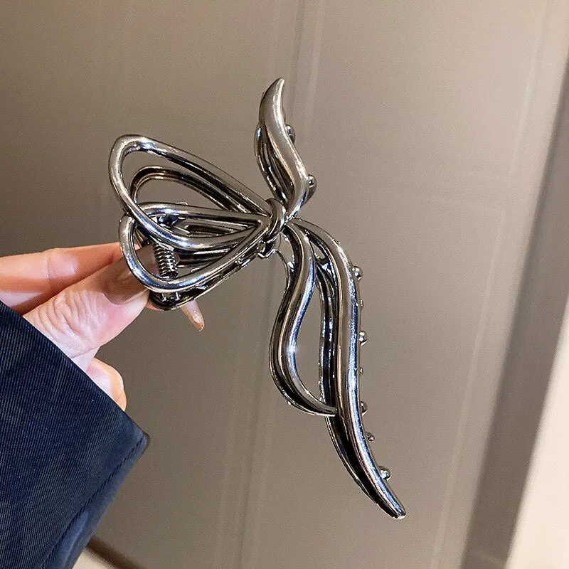 Pearl Lily Hair Clips with Butterfly Tassel