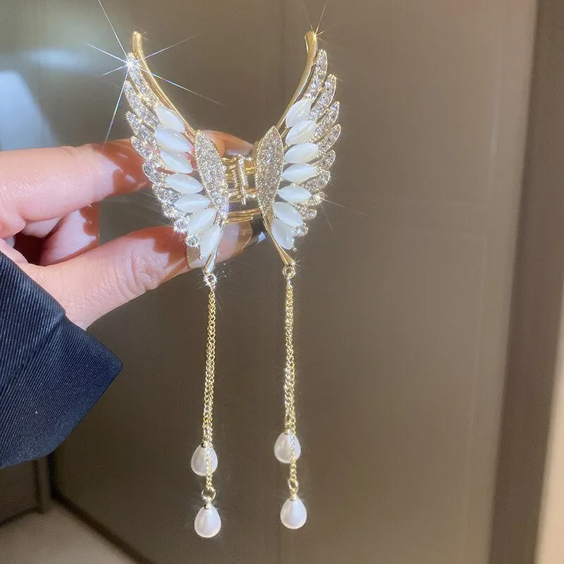 Pearl Lily Hair Clips with Butterfly Tassel