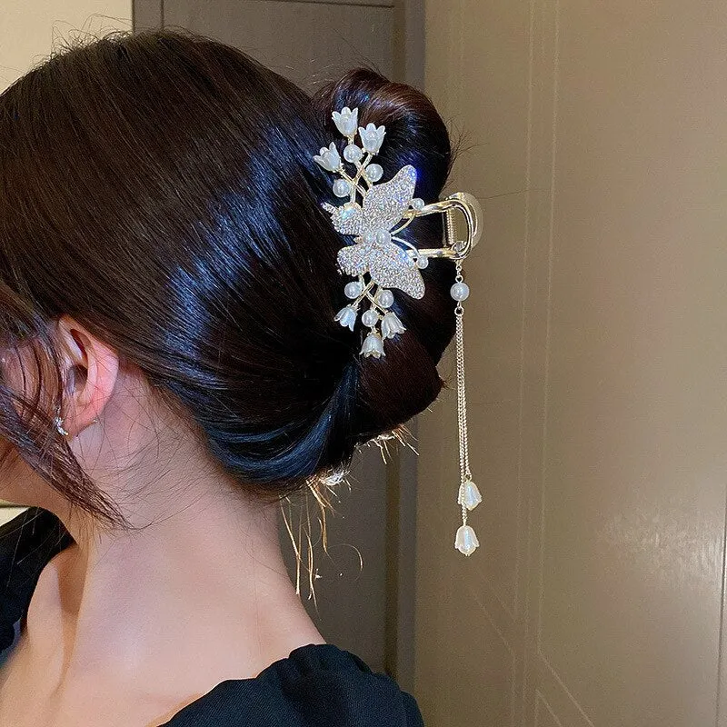 Pearl Lily Hair Clips with Butterfly Tassel