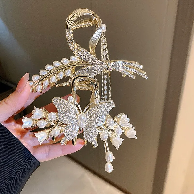 Pearl Lily Hair Clips with Butterfly Tassel