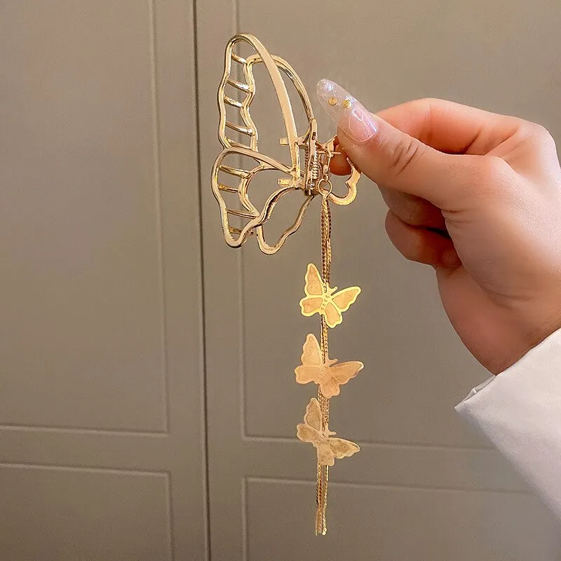 Pearl Lily Hair Clips with Butterfly Tassel