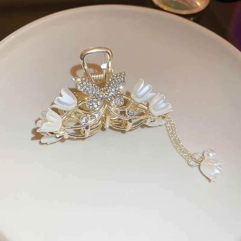 Pearl Lily Hair Clips with Butterfly Tassel