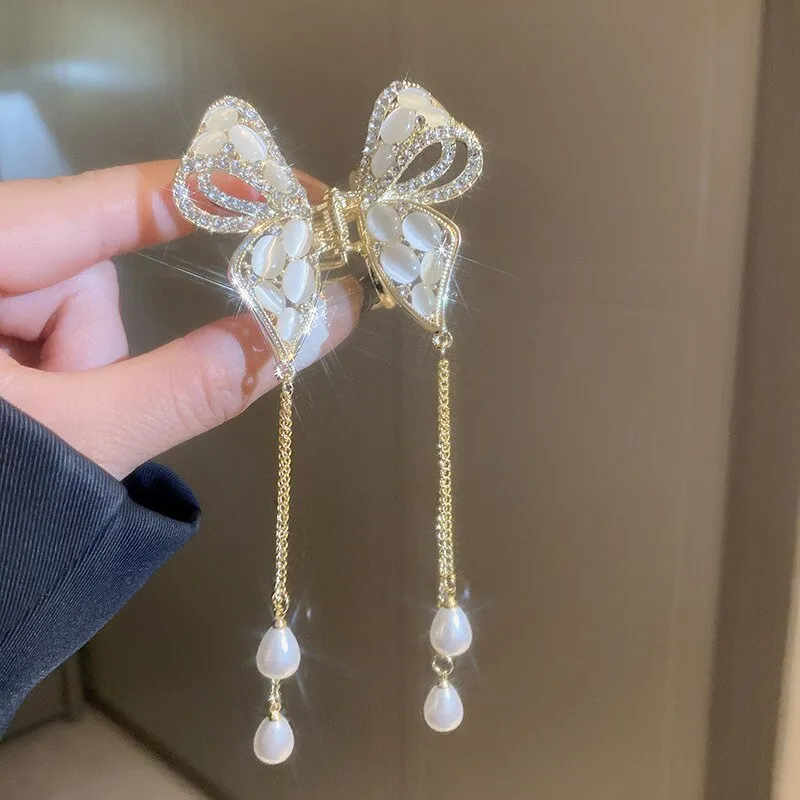 Pearl Lily Hair Clips with Butterfly Tassel