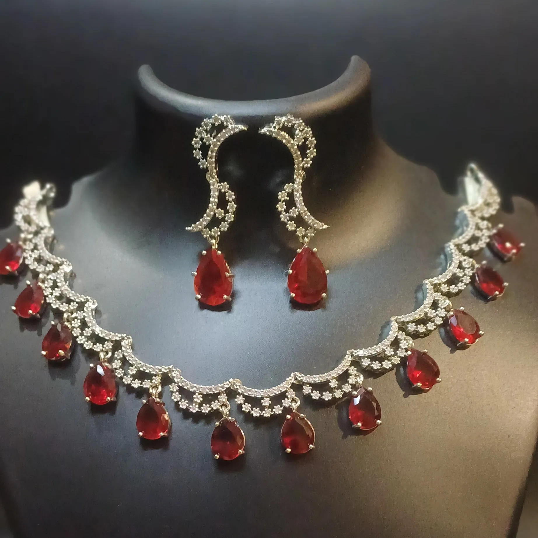 Rubylicious statement necklace with designer earrings