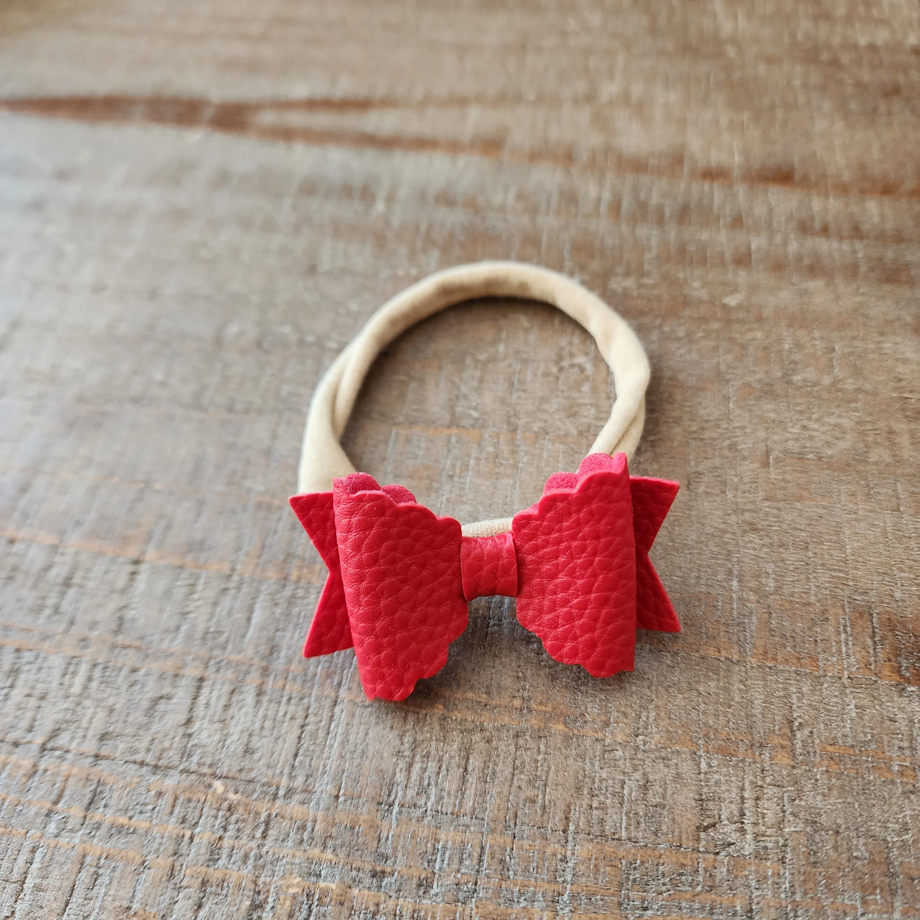 Scallop Pleather Bow Headband