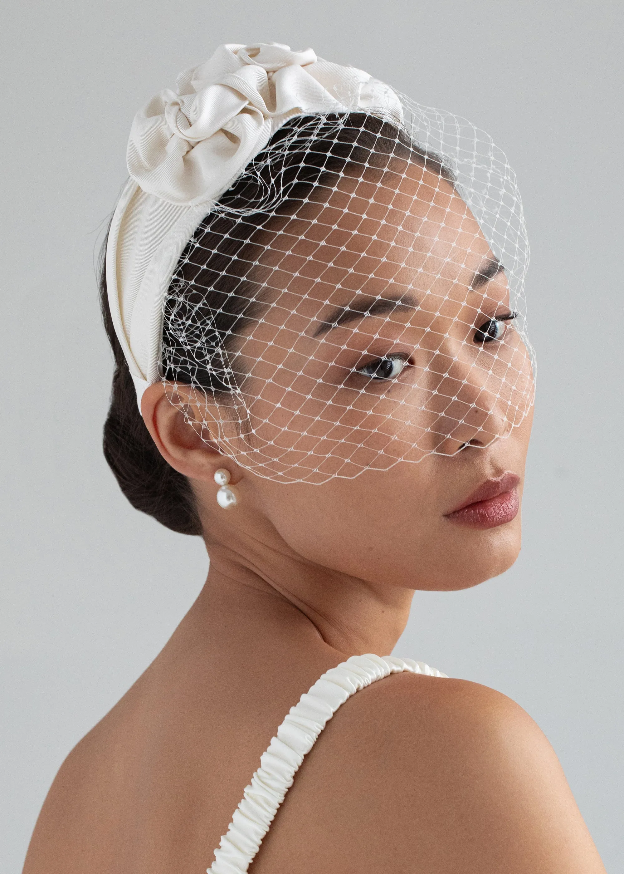 Triple Rosette with Veil -- Cream