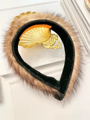 Vintage 1960's super chic, and preppy Mink headband.... so classy
